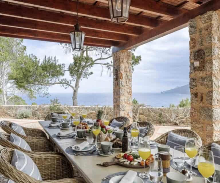 Hosting celebrations and corporate retreats with Spain’s local villa experts
