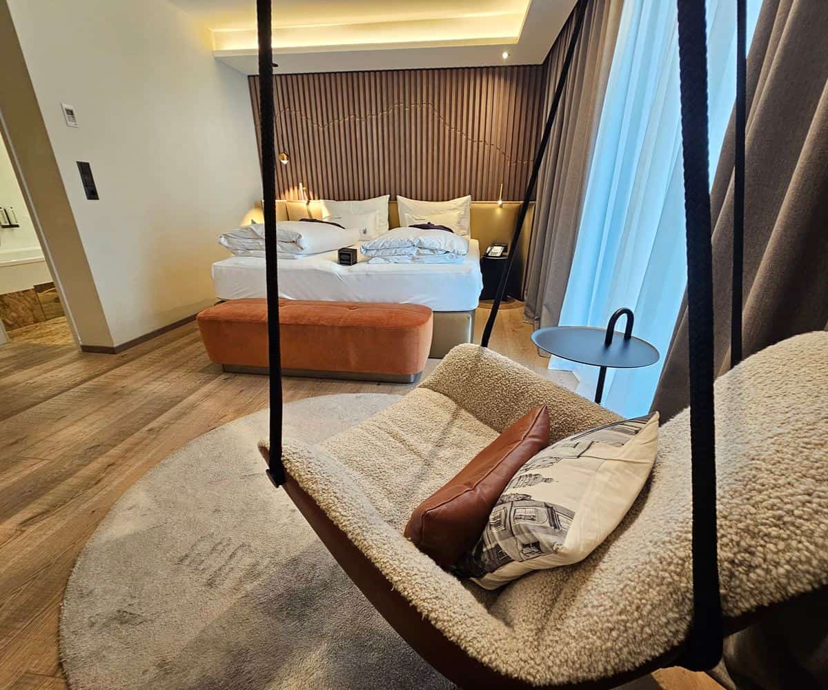 Hotel Das Innsbruck Puts Tyrolean Comfort Right on the Edge of the Old Town